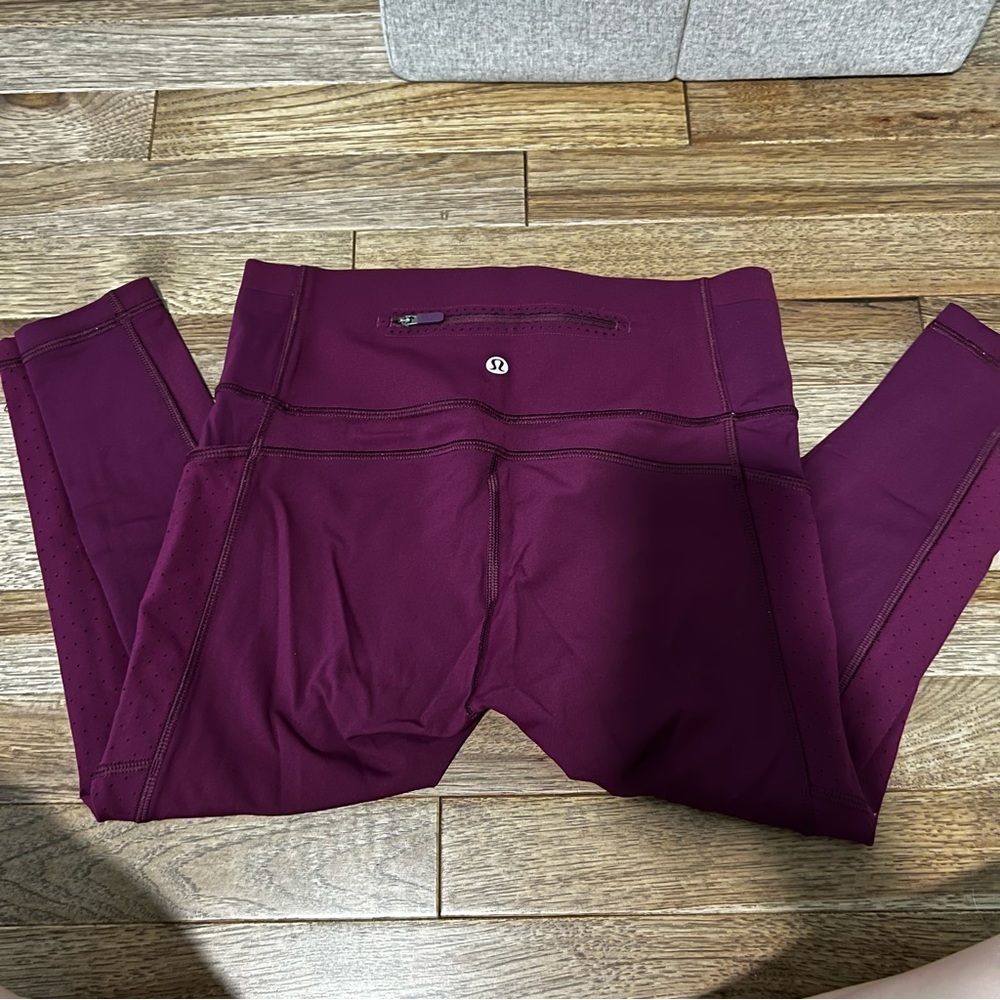 Lululemon Cropped Leggings - Maroon / Burgundy
